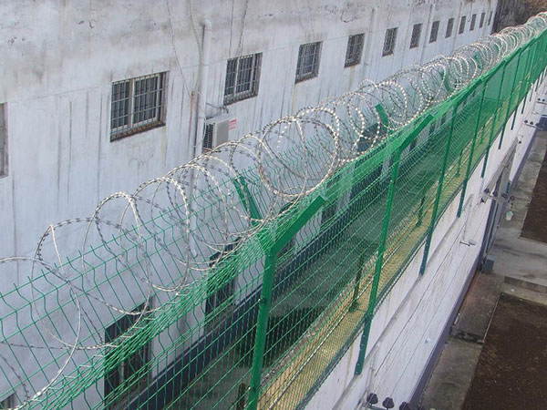 監(jiān)獄護欄網(wǎng)案例